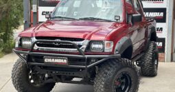 Toyota Hilux 2.4 4×4 MT 2RZ, 2004