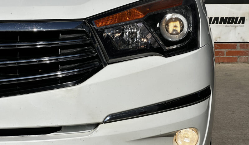 SsangYong Stavic 2.0T AT, 2015 full
